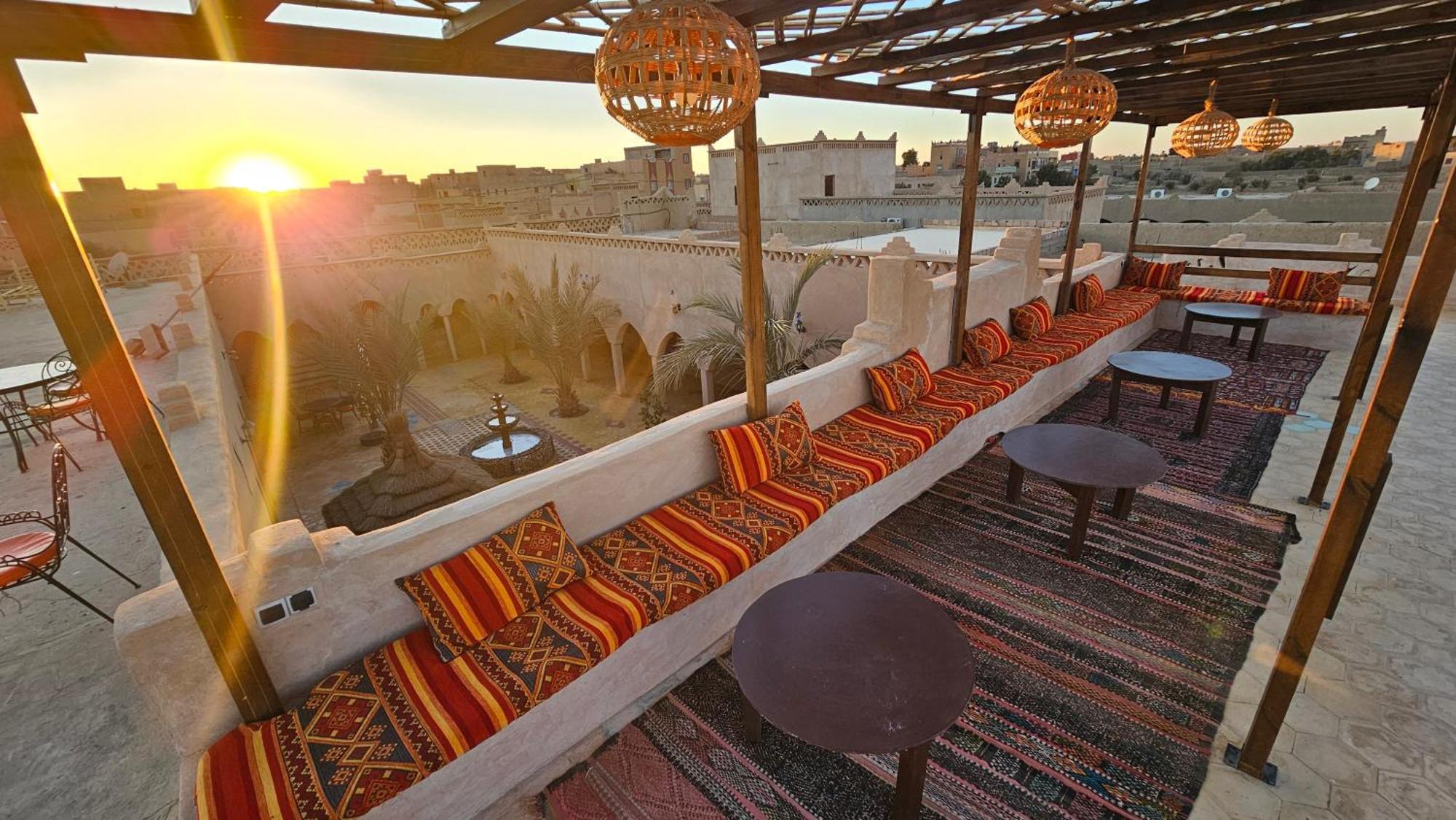 Auberge Les Roches Merzouga Exterior photo